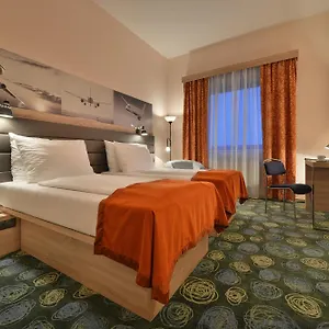 Ramada Airport 4*, Prag Tschechische Republik