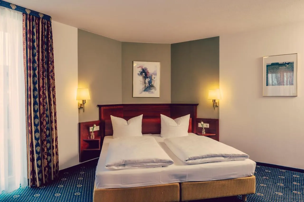 Landhotel Hallnberg Walpertskirchen 4*,  Germania