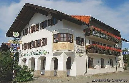 Landhotel Hallnberg Walpertskirchen 4*,