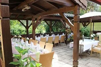 Landhotel Hallnberg Walpertskirchen 4*,